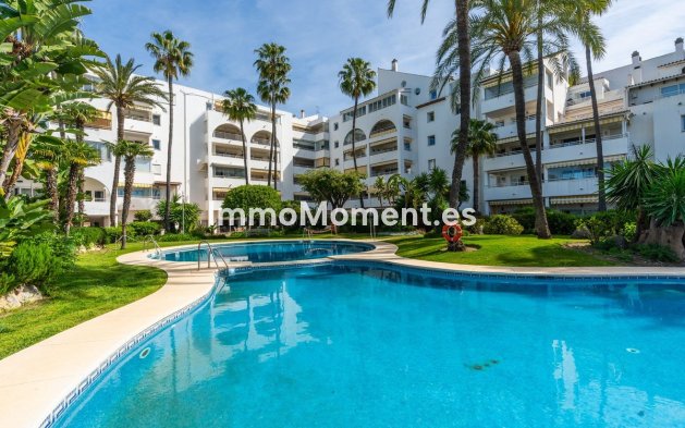 Wiederverkauf - Wohnung - Estepona  - Atalaya