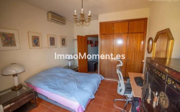 Bestaande woning - Geschakelde woning - Estepona  - Estepona Centro