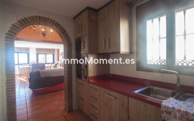 Bestaande woning - Villa - Estepona  - Estepona Centro