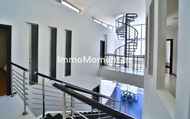 Resale - Villa - Marbella - Sierra Blanca