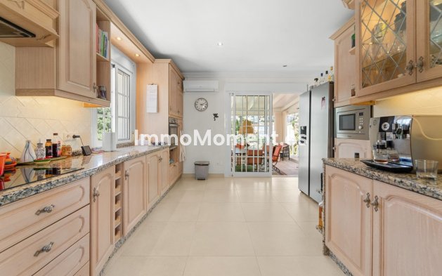 Resale - Villa - Mijas - Mijas Centro