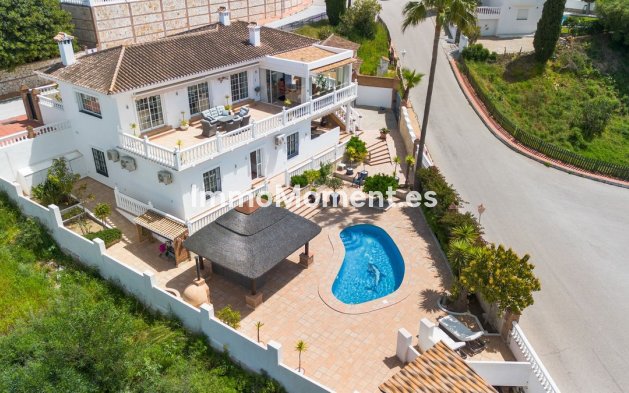 Resale - Villa - Mijas - Mijas Centro