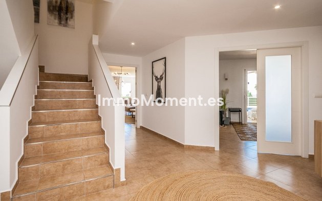 Resale - Villa - Estepona - Estepona Centro