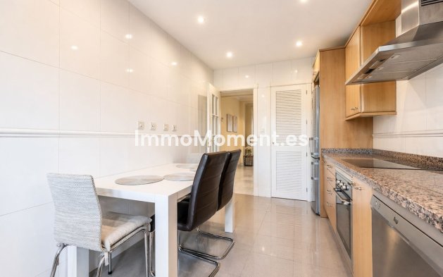 Wiederverkauf - Wohnung - Estepona  - New Golden Mile