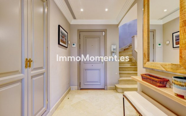 Revente - Appartement - Marbella - Nueva Andalucía