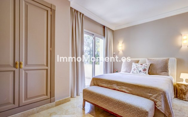 Revente - Appartement - Marbella - Nueva Andalucía