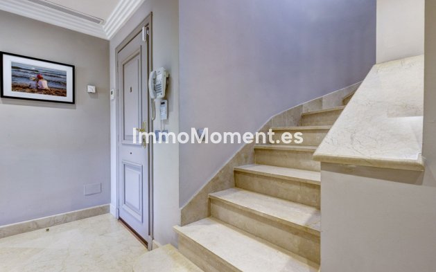 Revente - Appartement - Marbella - Nueva Andalucía