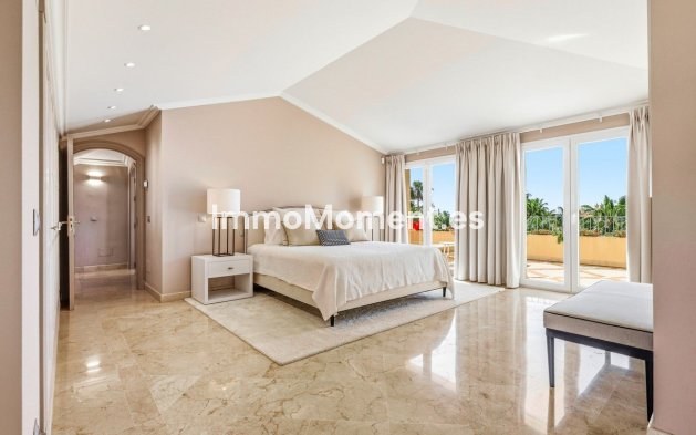 Revente - Appartement - Marbella - Nueva Andalucía