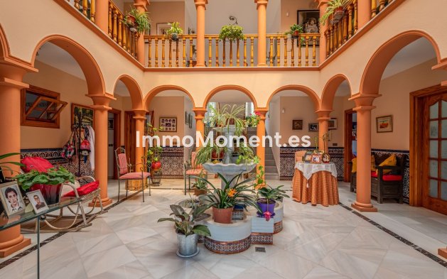 Wiederverkauf - Villa - Benalmadena - Benalmadena Costa