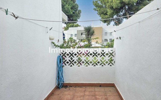 Resale - Apartment - Marbella - Puerto Banús