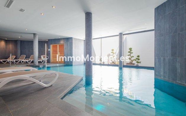 Resale - Apartment - Estepona - New Golden Mile