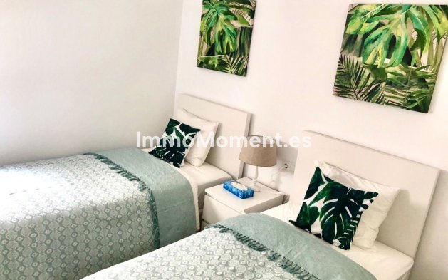 Revente - Appartement - Marbella - Nueva Andalucía