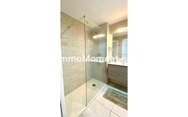 Revente - Appartement - Marbella - Nueva Andalucía