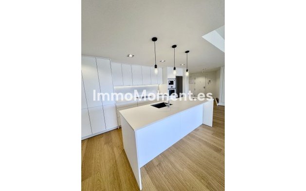 Wiederverkauf - Wohnung - Marbella - San Pedro de Alcántara