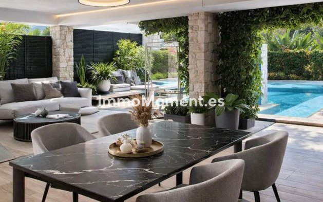 Wiederverkauf - Villa - Marbella - Marbella Centro