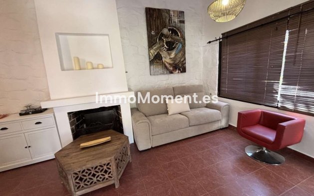 Wiederverkauf - Villa - Marbella - Marbella Centro