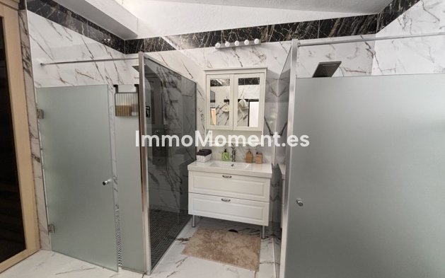 Wiederverkauf - Villa - Marbella - Marbella Centro