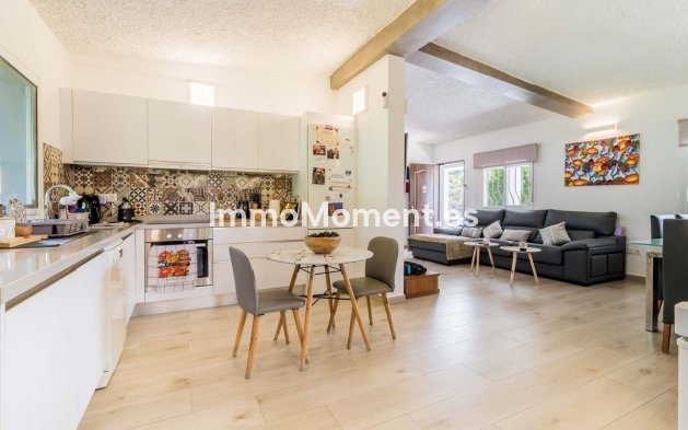 Reventa - Villa - Estepona  - Estepona Centro