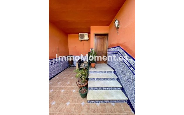 Wiederverkauf - Reihenhaus -   Inländisch - Alhaurín el Grande Centro