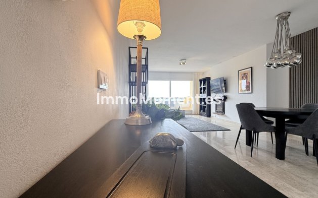 Resale - Apartment - Estepona - Selwo