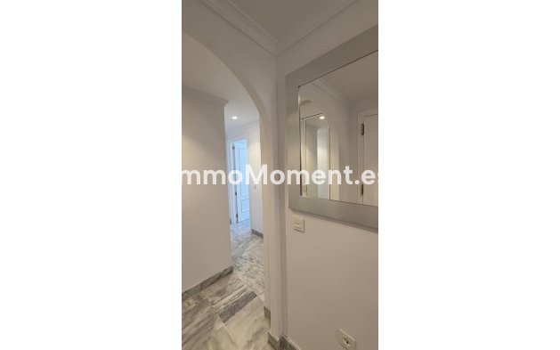Wiederverkauf - Wohnung - Marbella - Nueva Andalucía