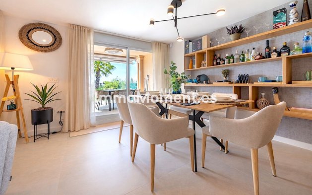 Resale - Townhouse - Estepona - Estepona Centro