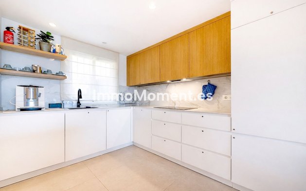 Resale - Townhouse - Estepona - Estepona Centro