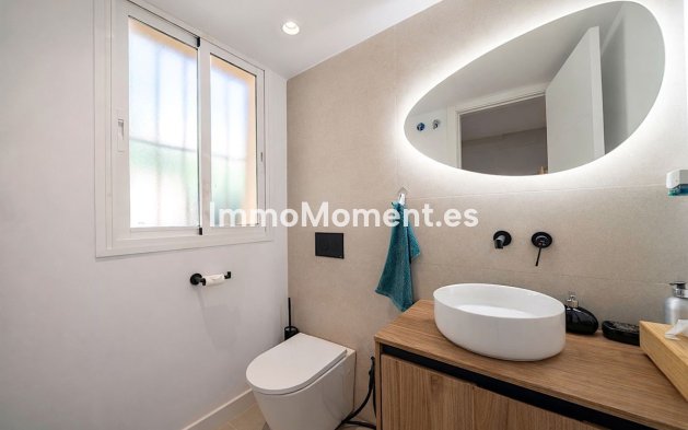 Resale - Townhouse - Estepona - Estepona Centro