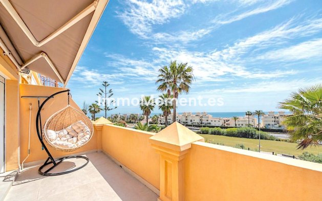 Resale - Townhouse - Estepona - Estepona Centro