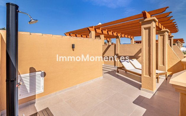Resale - Townhouse - Estepona - Estepona Centro
