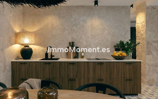 Resale - Apartment - Torrevieja - Torrevieja Centro