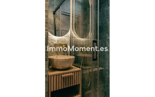 Resale - Apartment - Torrevieja - Torrevieja Centro