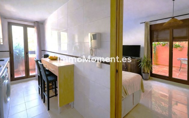 Revente - Appartement - Estepona  - Estepona Centro