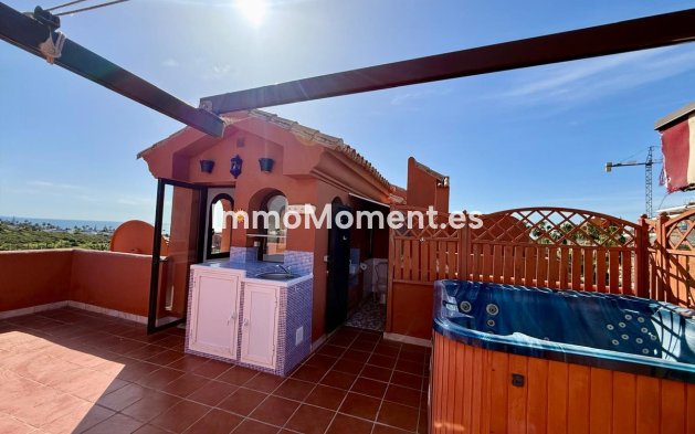 Wiederverkauf - Wohnung - Estepona  - Estepona Centro