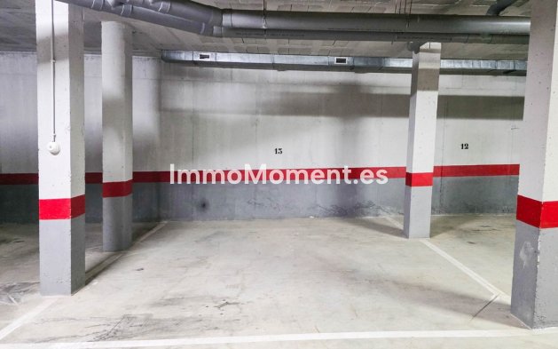 Wiederverkauf - Wohnung - Estepona  - Estepona Centro