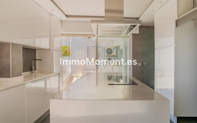 Resale - Apartment - Marbella - Marbella Centro