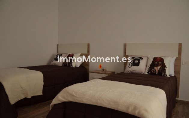 Bestaande woning - Villa - Binnenland  - Alora