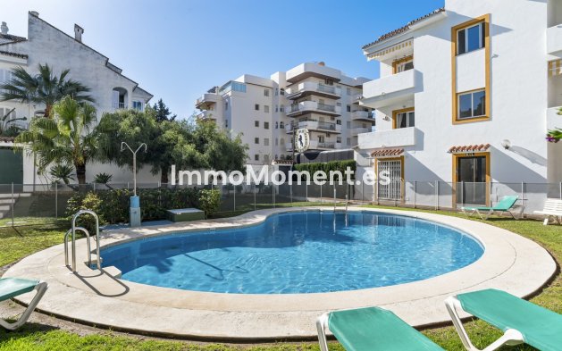 Resale - Apartment - Marbella - Nueva Andalucía