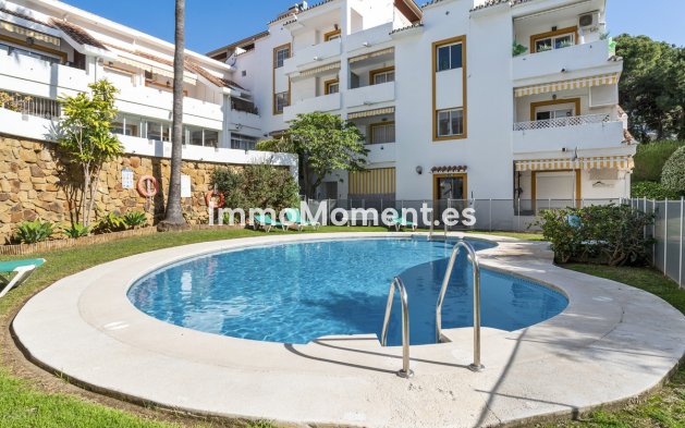 Resale - Apartment - Marbella - Nueva Andalucía