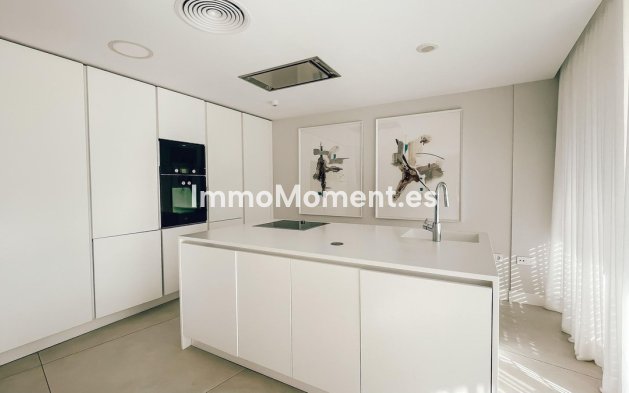 Bestaande woning - Appartement - Estepona  - Estepona Centro