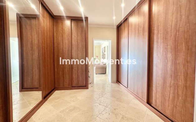 Reventa - Villa - Marbella - El Rosario