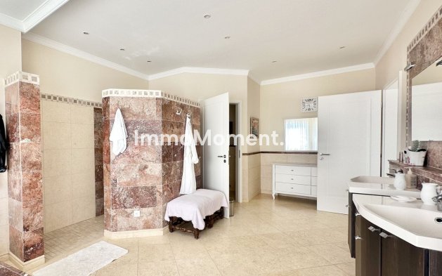 Reventa - Villa - Marbella - El Rosario