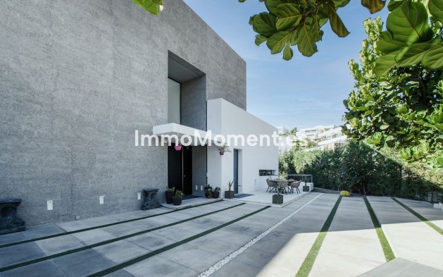 Resale - Villa - Benahavís - Benahavís Centro