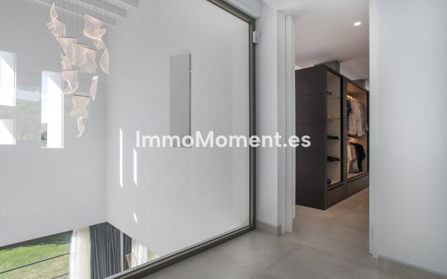 Resale - Villa - Benahavís - Benahavís Centro