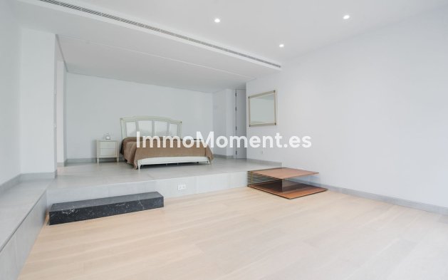 Resale - Villa - Benahavís - Benahavís Centro