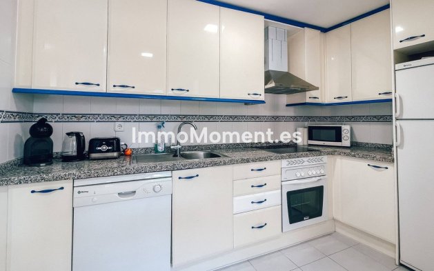 Resale - Apartment - Manilva - La Duquesa