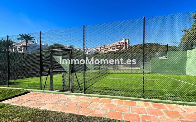 Resale - Apartment - Manilva - La Duquesa