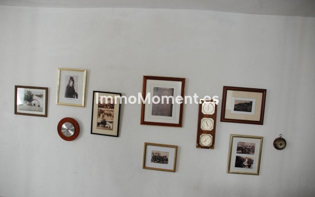 Resale - Villa - Casares - Casares Centro