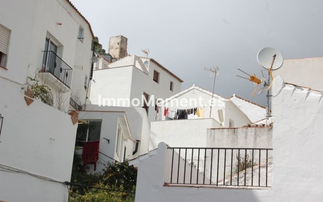 Resale - Villa - Casares - Casares Centro