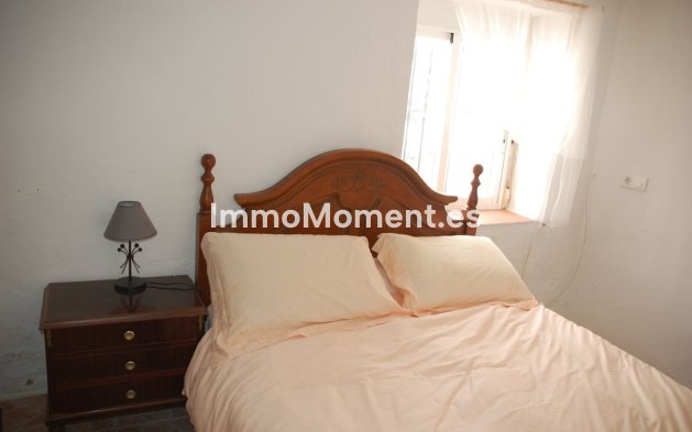 Resale - Villa - Casares - Casares Centro